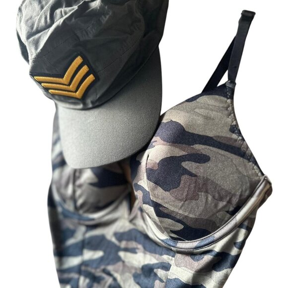 La Senza Camo Bodysuit & Hat - Picture 2 of 3